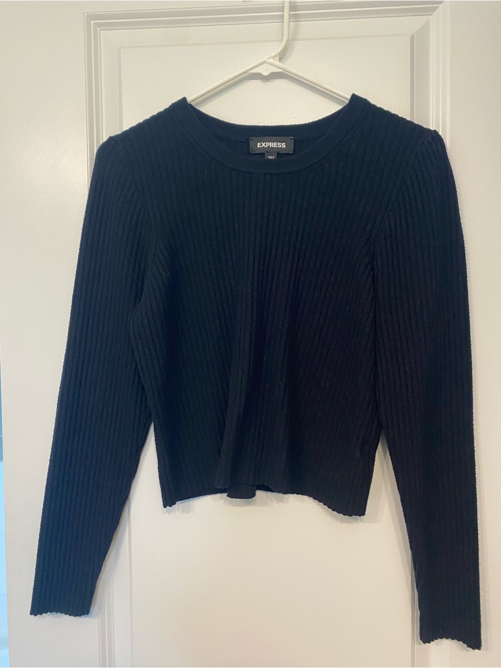 Express Women's Black Ribbed Crewneck Sweater Size XL